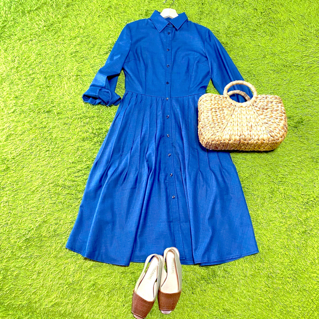 艶のある青紺サマーウールのシャツワンピース　 Glossy navy blue summer wool shirt dress